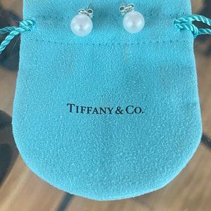 Tiffany earrings pearl stud, white gold, 18 K
